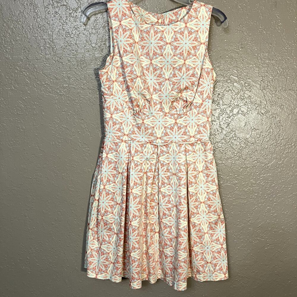 Closet London women's retro patterned dress size 8 modcloth